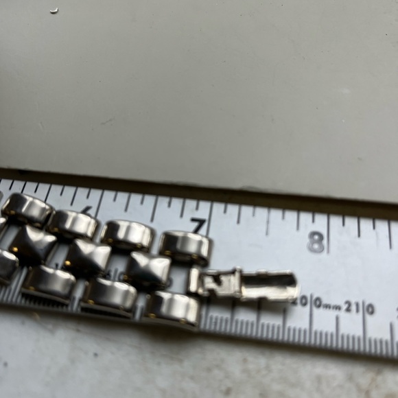 Silver Metal Bracelet - Picture 3 of 3